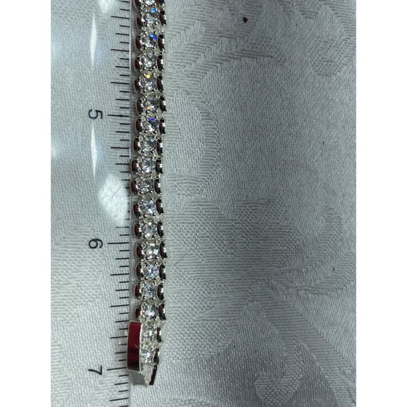 Rhinestone Tennis Bracelet 7" Stunning Vintage Style - Picture 3 of 3